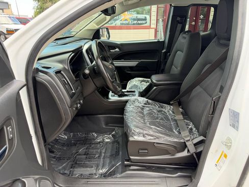 Used 2022 Chevrolet Colorado LT w/ Fleet Safety Package AWD/4WD image 12