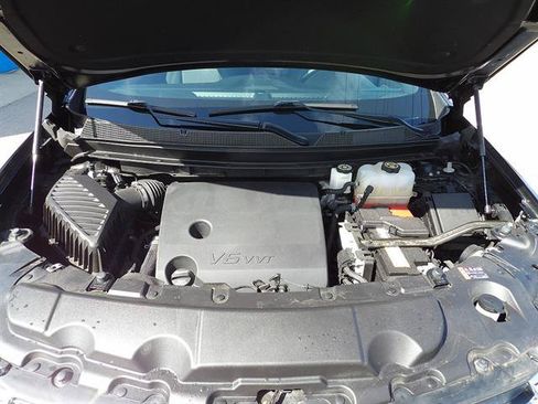 Used 2022 Chevrolet Traverse LT AWD/4WD image 42