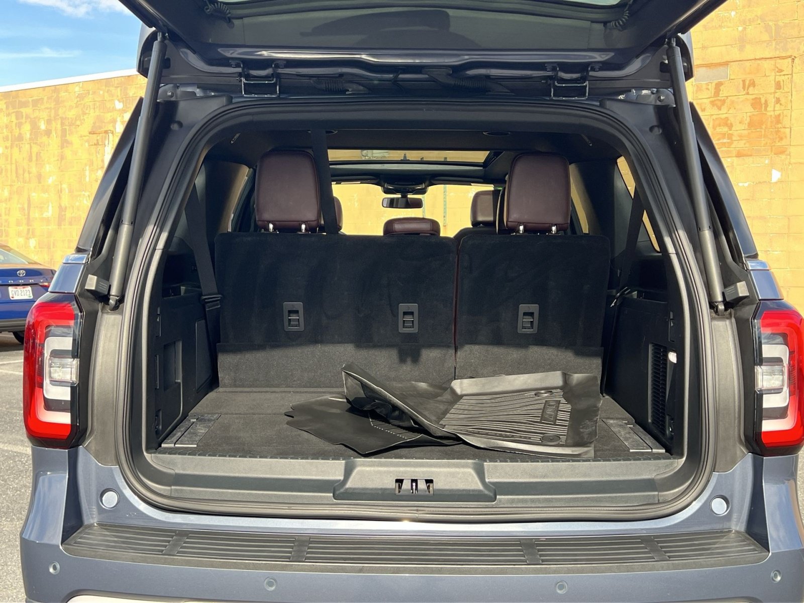 Used 2023 Ford Expedition Max Limited AWD/4WD image 46