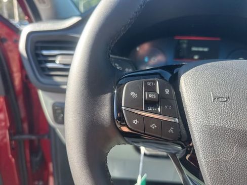 New 2026 Ford Escape SE w/ PHEV Premium Package FWD image 19