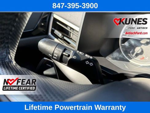 Used 2024 Mitsubishi Outlander SE image 37