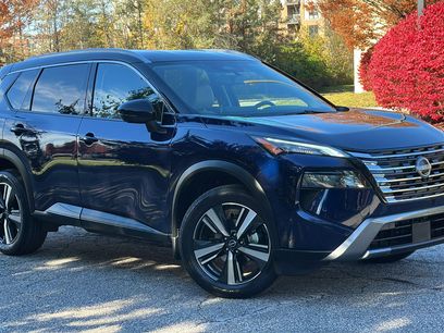 Certified 2025 Nissan Rogue SL