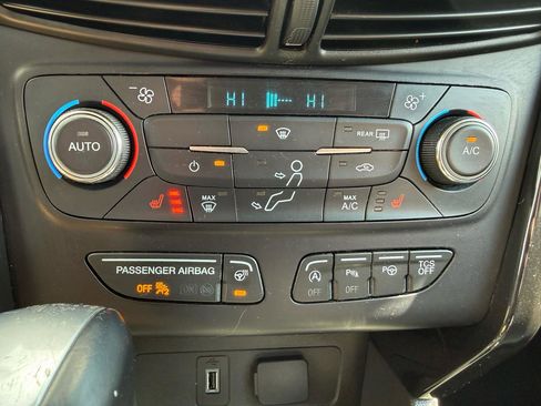 Used 2017 Ford Escape Titanium w/ Equipment Group 301A image 16