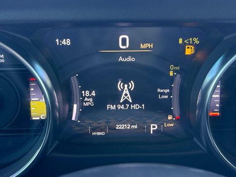 Used 2023 Jeep Wrangler Unlimited Sahara w/ Cold Weather Group AWD/4WD image 7