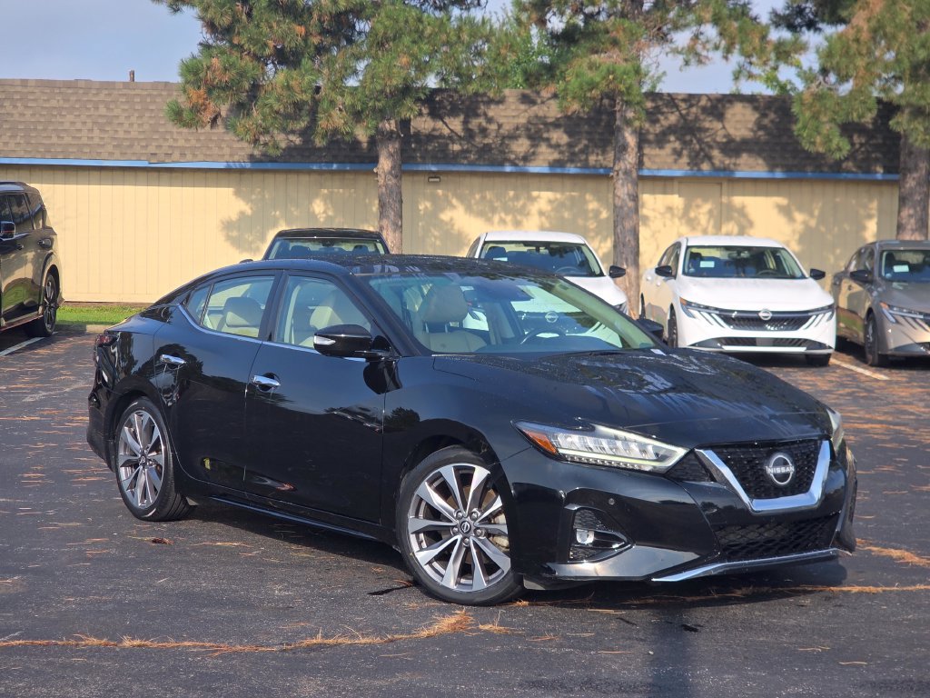 Certified 2023 Nissan Maxima Platinum w/ Sport Mat Group FWD image 2