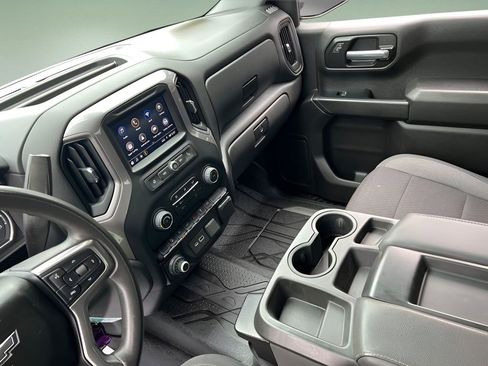 Used 2022 Chevrolet Silverado 1500 Custom Trail Boss w/ Safety Confidence Package image 10