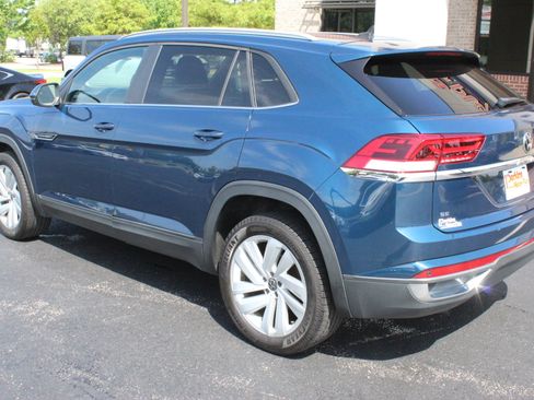 Used 2021 Volkswagen Atlas Cross Sport SE w/ Panoramic Sunroof Package AWD/4WD image 8
