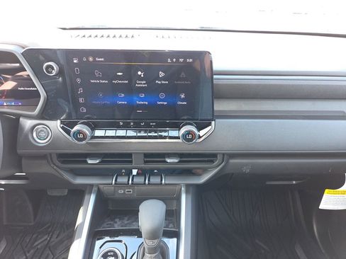 New 2026 Chevrolet Colorado Trail Boss AWD/4WD image 16