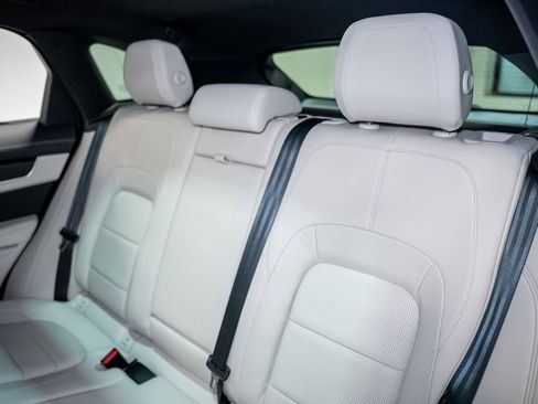 Used 2025 Jaguar F-PACE R-Dynamic S image 35