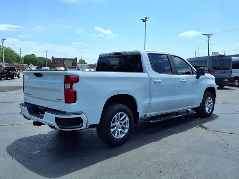 Used 2023 Chevrolet Silverado 1500 RST AWD/4WD image 2