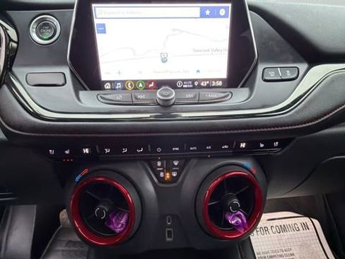 Used 2021 Chevrolet Blazer RS w/ Enhanced Convenience Package image 14