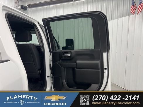 Used 2024 Chevrolet Silverado 2500 Custom w/ Custom Value Package image 12
