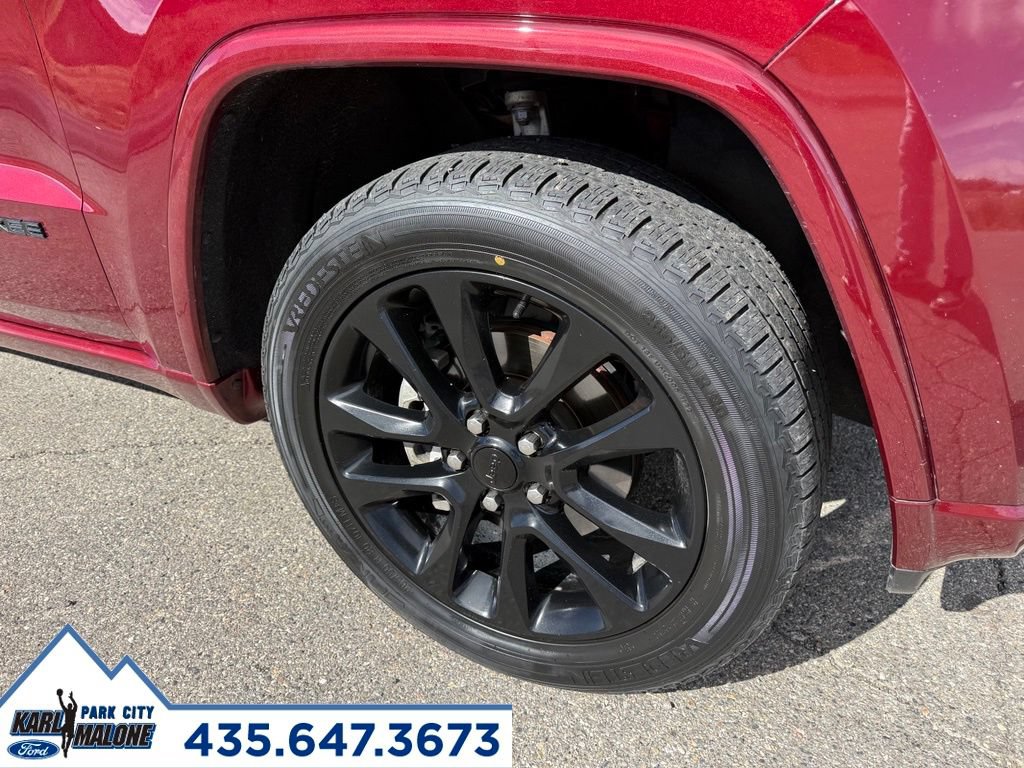 Used 2020 Jeep Grand Cherokee Altitude AWD/4WD image 9
