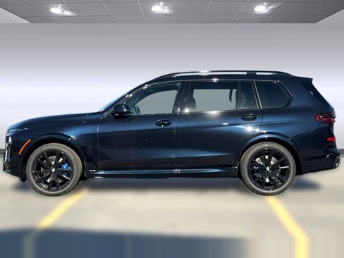 New 2026 BMW X7 xDrive40i w/ Executive Package image 2