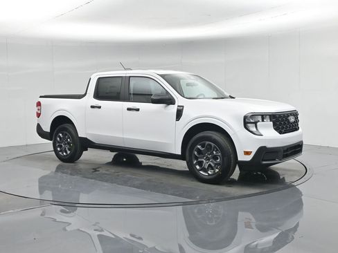 New 2026 Ford Maverick XLT image 23