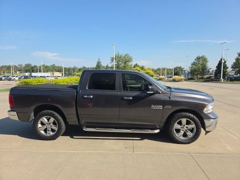 Used 2017 RAM 1500 Big Horn AWD/4WD image 2