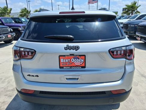 New 2026 Jeep Compass Latitude image 6