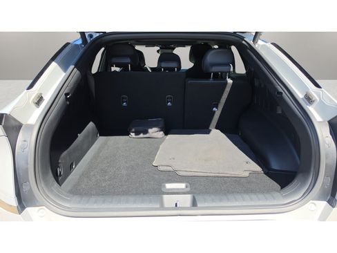 Used 2025 Kia EV6 GT-Line AWD/4WD image 40