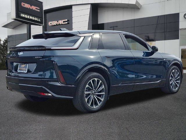 Used 2024 Cadillac Lyriq Sport w/ LPO, Floor Liner Package AWD/4WD image 25
