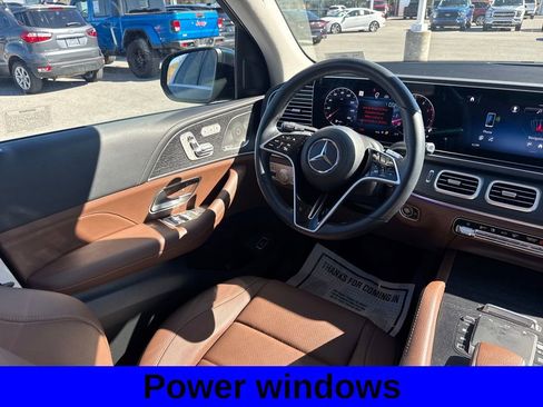 Used 2025 Mercedes-Benz GLE 450 4MATIC image 9