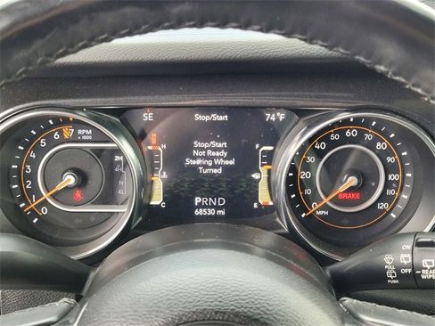 Used 2022 Jeep Wrangler Unlimited Sport image 15