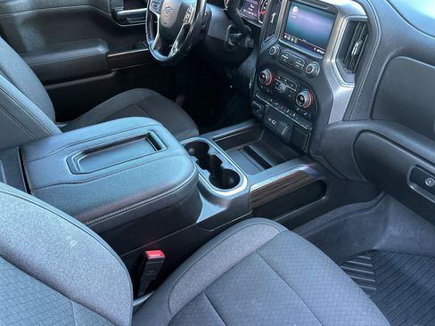 Used 2021 Chevrolet Silverado 1500 LT Trail Boss image 18