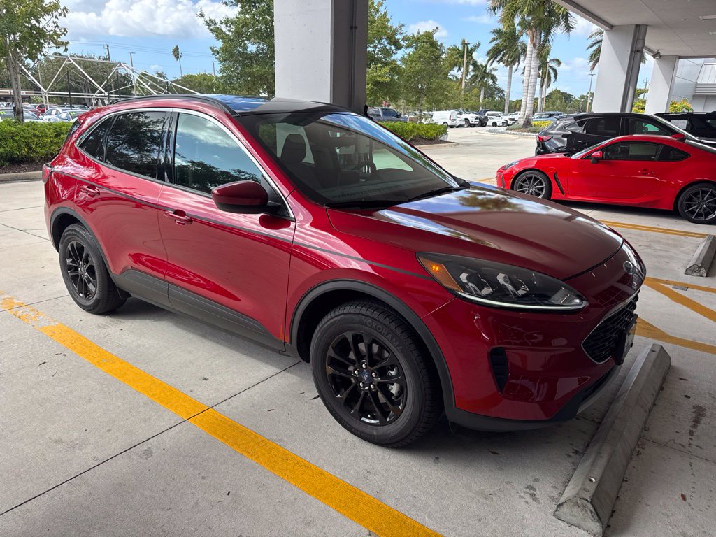 Used 2020 Ford Escape SE AWD/4WD image 1
