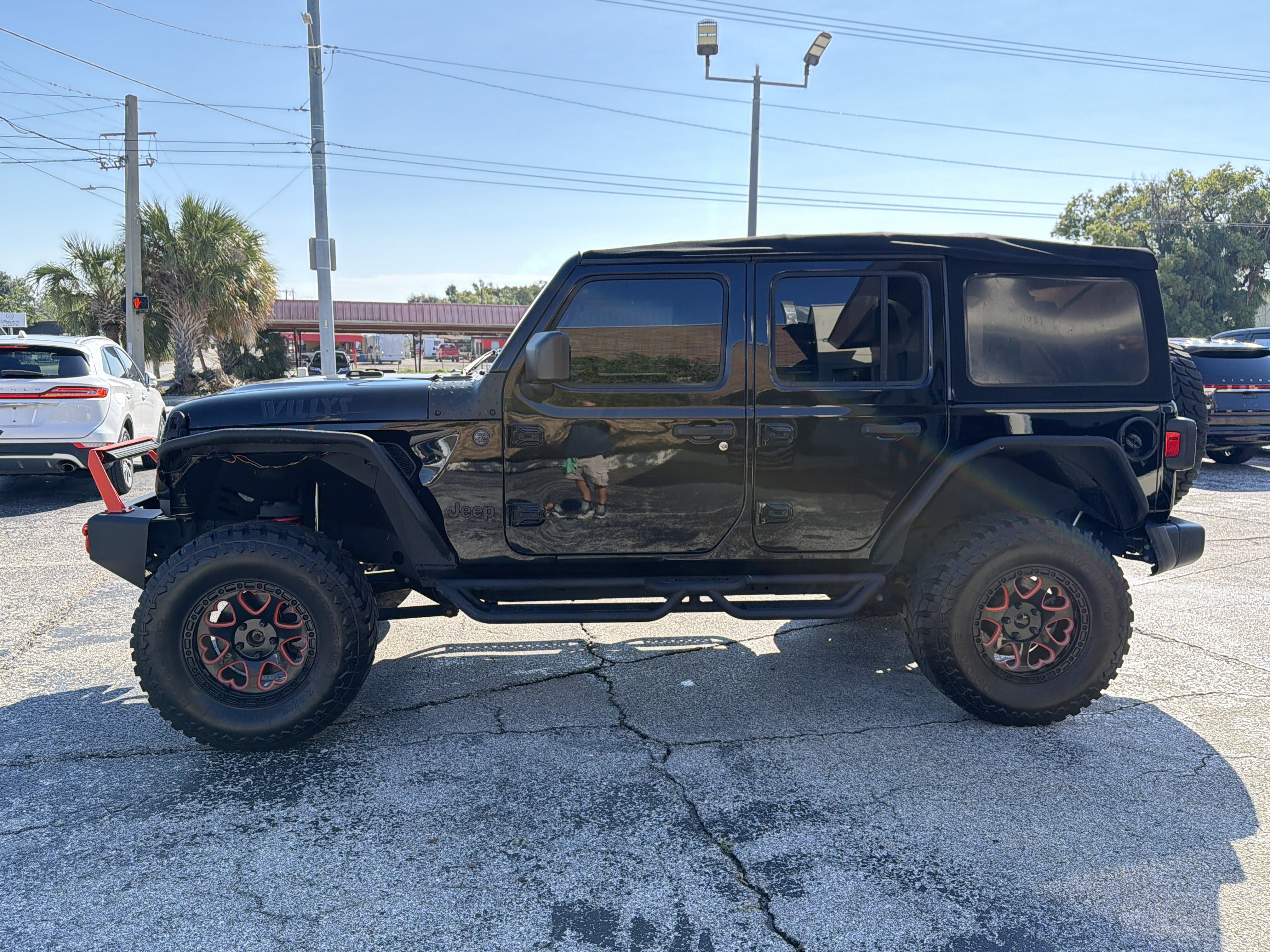 Used 2024 Jeep Wrangler Unlimited Sport AWD/4WD image 6