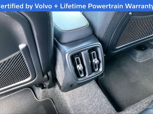 Certified 2025 Volvo XC40 B5 Plus image 30