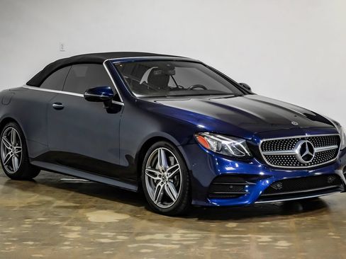 Used 2020 Mercedes-Benz E 450 Cabriolet w/ AMG Line image 10