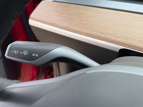 Used 2022 Tesla Model 3 image 25