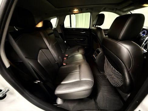 Used 2016 Cadillac SRX Luxury w/ Driver Awareness Package FWD image 22