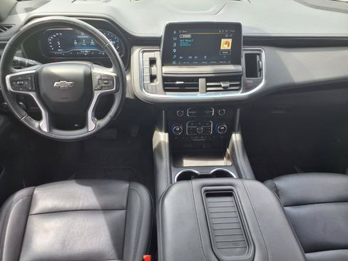 Used 2023 Chevrolet Suburban Z71 w/ Luxury Package AWD/4WD image 11