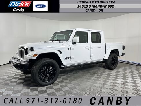 Used 2023 Jeep Gladiator Overland image 1