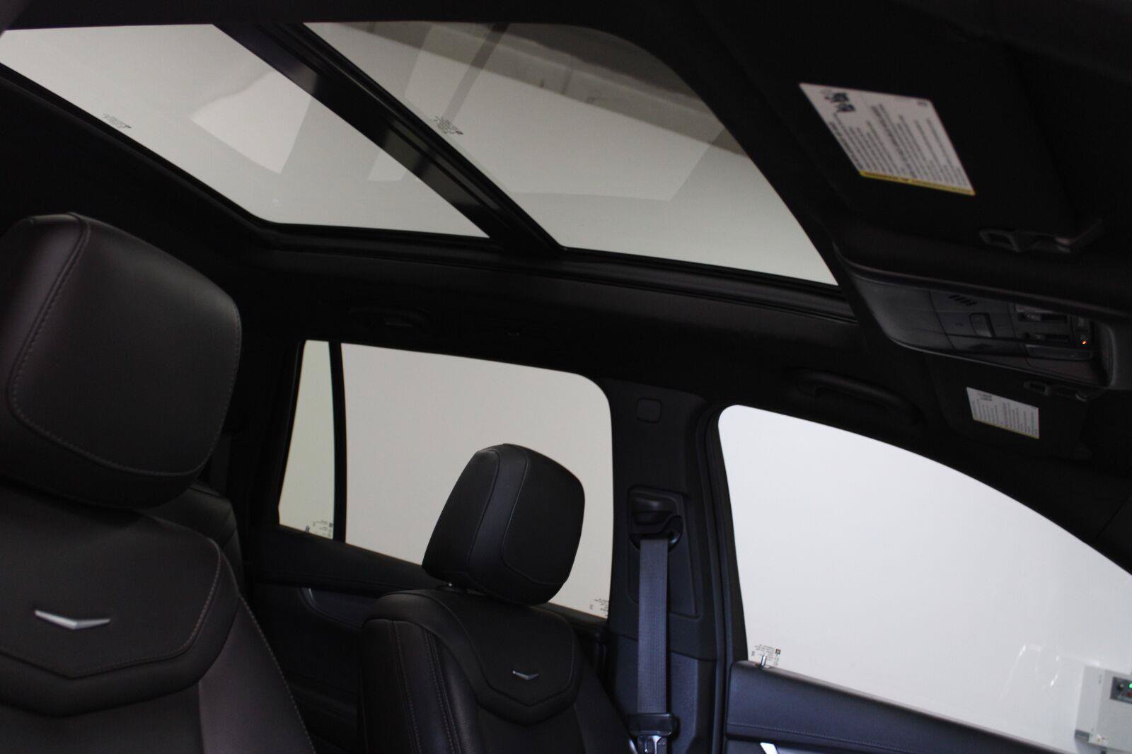 Certified 2023 Cadillac XT6 Luxury FWD image 19