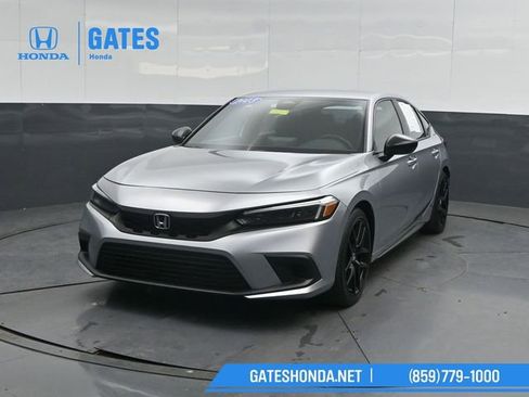 Used 2023 Honda Civic Sport image 6