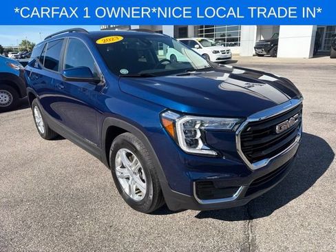 Used 2023 GMC Terrain SLE w/ Driver Convenience Package FWD image 14