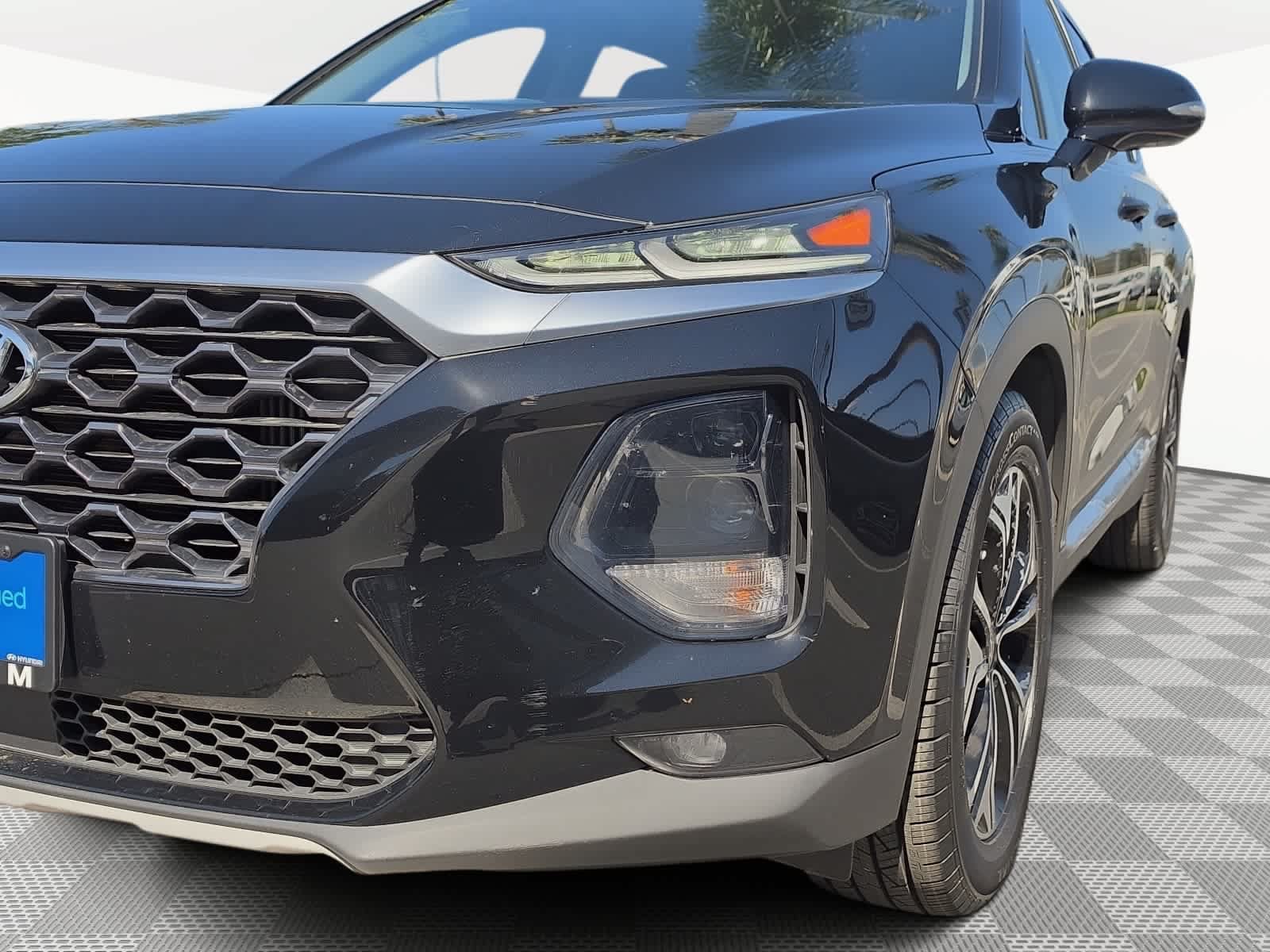 Used 2020 Hyundai Santa Fe SEL FWD image 4
