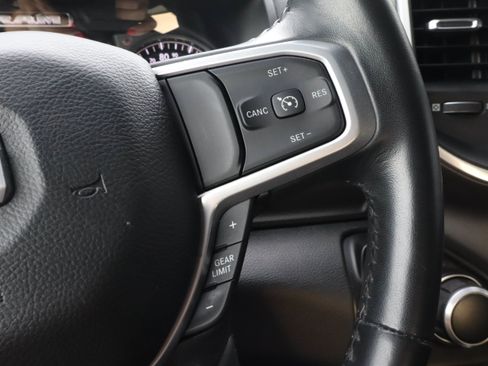 Used 2022 RAM 1500 Big Horn AWD/4WD image 33
