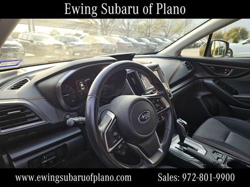 Used 2023 Subaru Crosstrek 2.0i Premium image 5