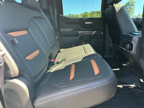 Used 2019 GMC Sierra 1500 AT4 w/ AT4 Premium Package AWD/4WD image 16