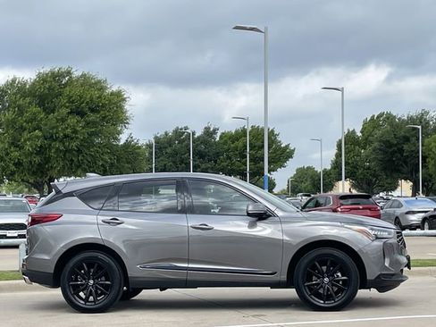 Used 2025 Acura RDX SH-AWD image 3