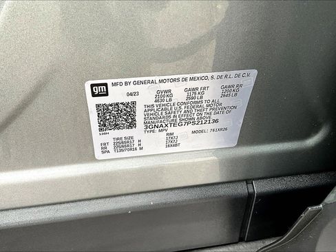 Used 2023 Chevrolet Equinox LT w/ Driver Convenience Package image 21