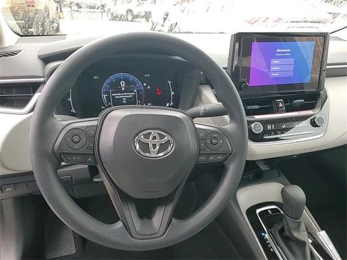 Used 2026 Toyota Corolla LE image 23