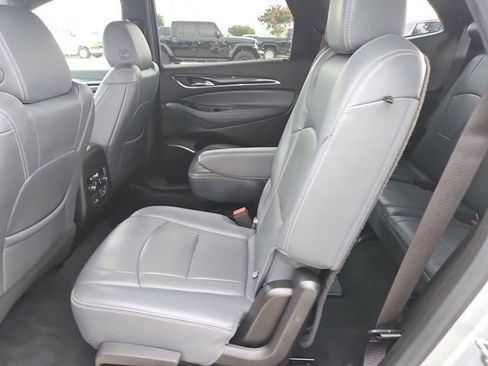 Used 2022 Buick Enclave Premium FWD image 23