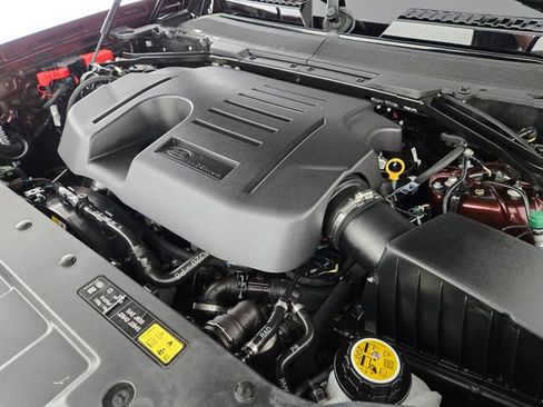Certified 2023 Land Rover Defender 130 X AWD/4WD image 19