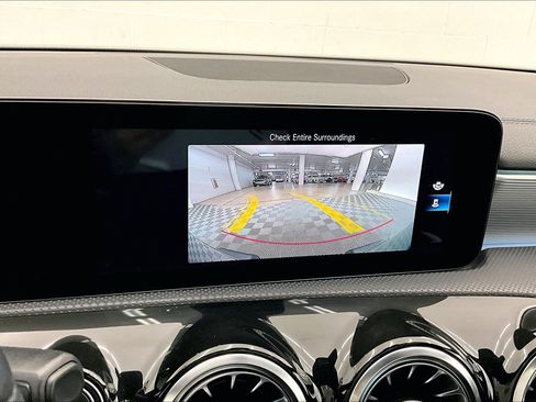 Used 2022 Mercedes-Benz CLA 250 image 29