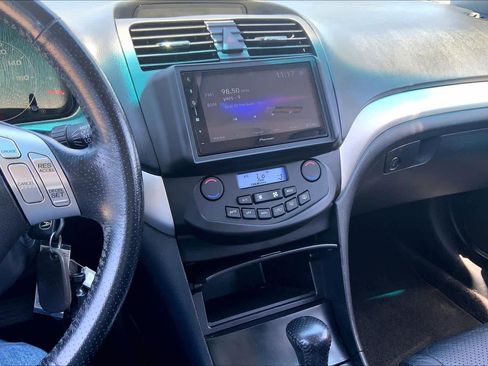 Used 2004 Acura TSX FWD image 6