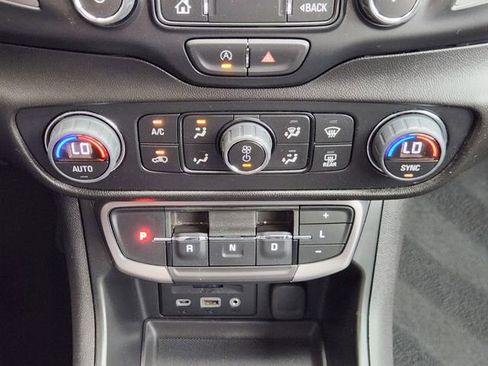 Used 2023 GMC Terrain AT4 image 16