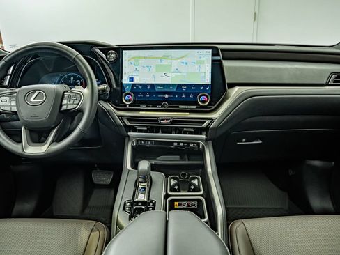 Certified 2026 Lexus TX 350 AWD w/ Technology Package image 30